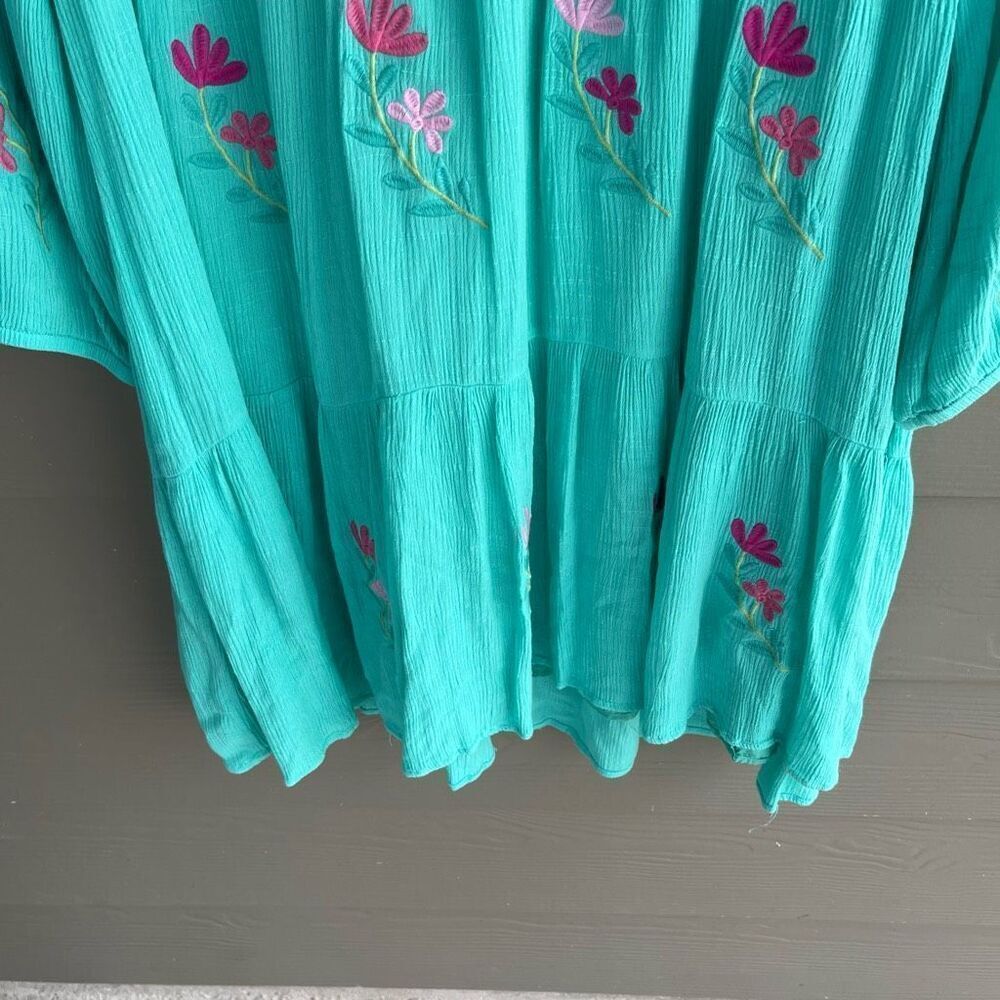 COPY - J. Marie Madeline embroidered dress - Picture 6 of 9